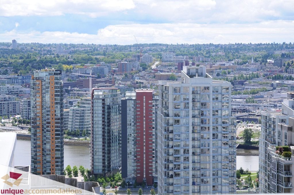 Furnished 2-bedroom + den condo with stunning city view. - 3401 - 888 Homer Street, Vancouver Downtown