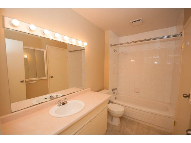 unfurnished lonsdale