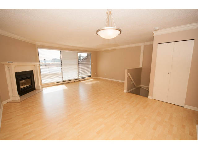 custer court rentals lonsdale