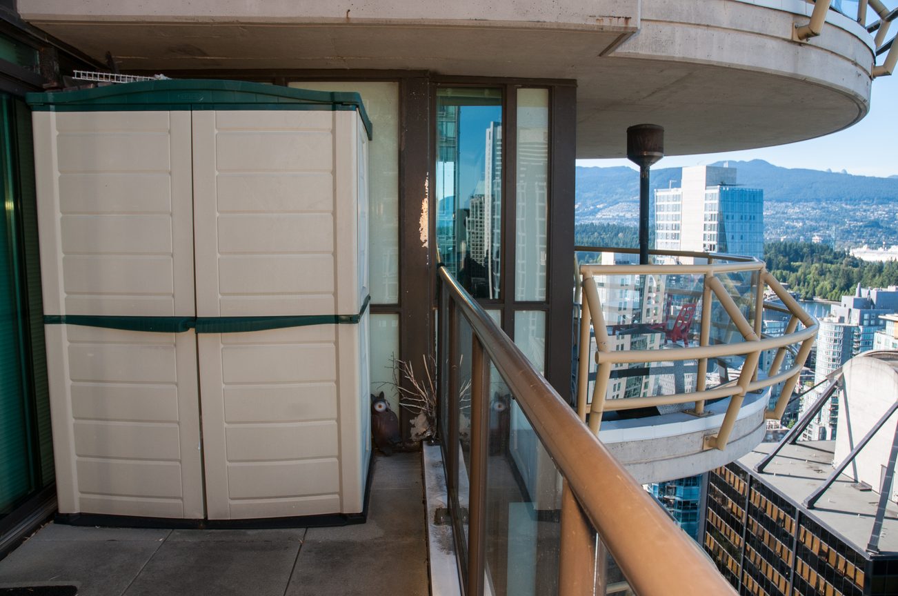Furnished balcony with city view and modern railing. - 3201 - 1331 Alberni, Vancouver Downtown