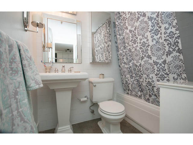 west side apartment rentals