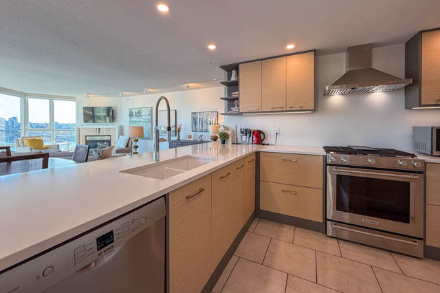 1702 1383 marinaside crescent vancouver downtown yaletown