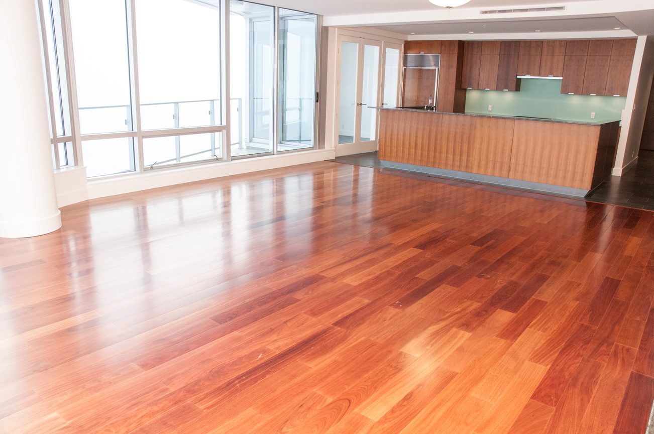 Bright living room with hardwood floors and city view. - 3201 - 1077 Cordova Street W, Vancouver Downtown