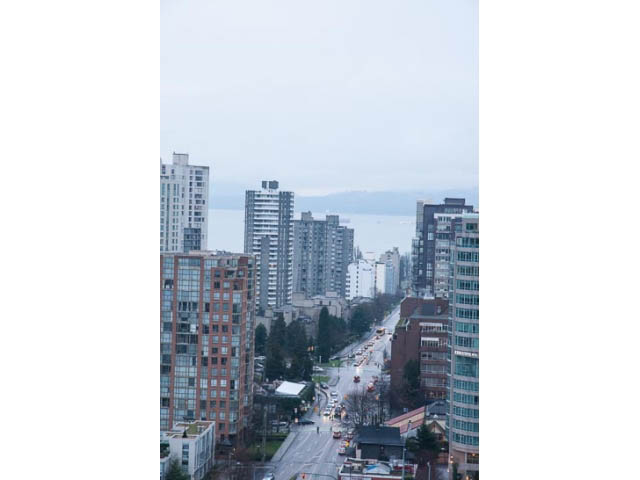 Furnished living room with a stunning city view and modern furnishings. - 2706 - 501 Pacific Street, Vancouver Downtown