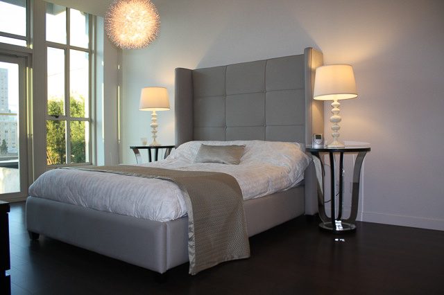Spacious bedroom with large windows, modern furniture, and a city view. - 702- 546 Beatty Street, Vancouver Downtown