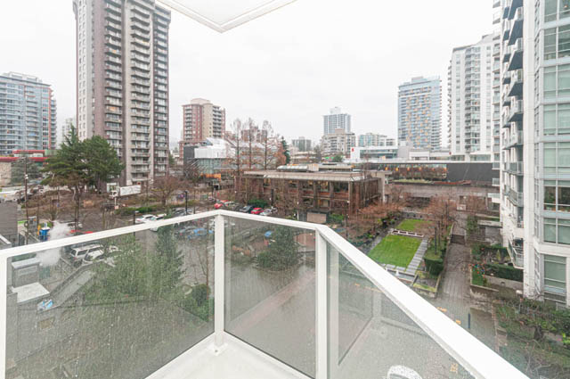 vista place west tower