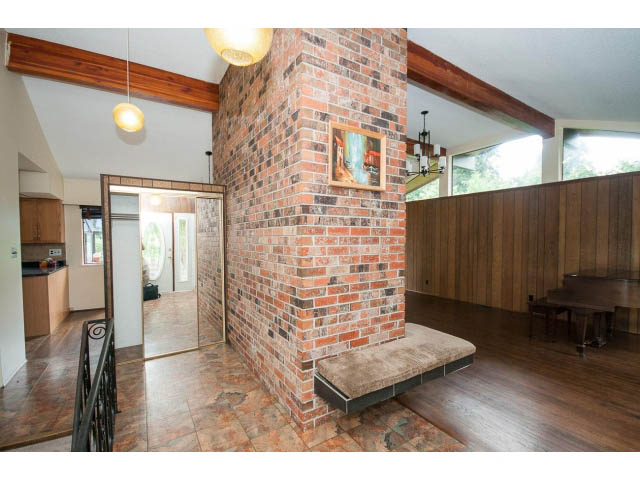 luxury unfurnished in north vancouver