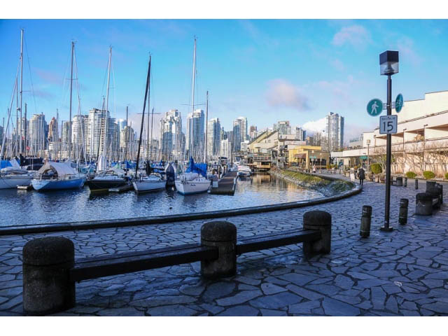 Furnished living room with city view and waterfront access. - 654 Millbank, Vancouver West Side