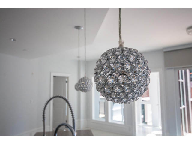 Bright living room with elegant crystal chandelier and modern decor. - 403 - 1102 Hornby St
403 - 1102 Hornby Street, Vancouver Downtown