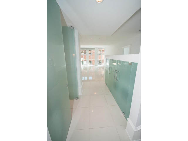 Bright and airy living room with large windows and modern decor. - 403 - 1102 Hornby St
403 - 1102 Hornby Street, Vancouver Downtown