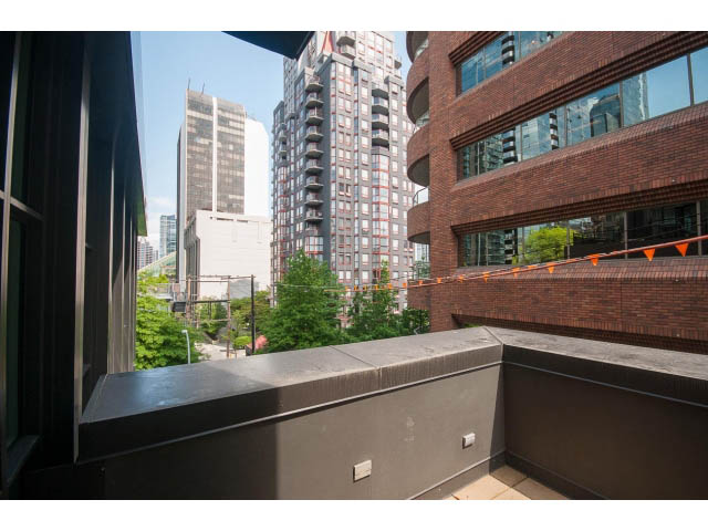 Bright balcony with city view and modern architecture. - 403 - 1102 Hornby St
403 - 1102 Hornby Street, Vancouver Downtown