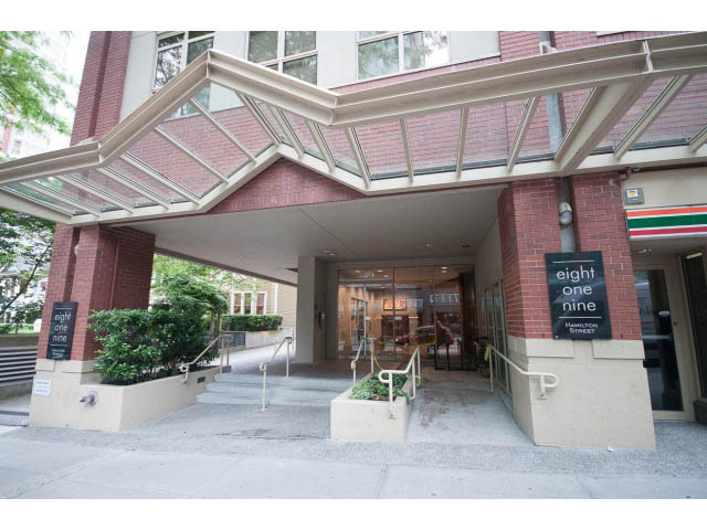 Penthouse entrance with modern awning and brick facade. - 1404 - 819 Hamilton Street, Vancouver Downtown