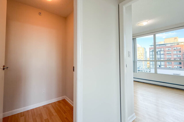 A small in-suite storage room off the hall - 15B-199 Drake Street, Vancouver Downtown