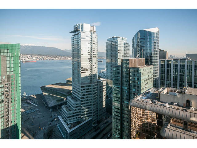 Furnished 1-bedroom with stunning city view and modern amenities. - 3602 - 1111 W Pender, Vancouver Downtown