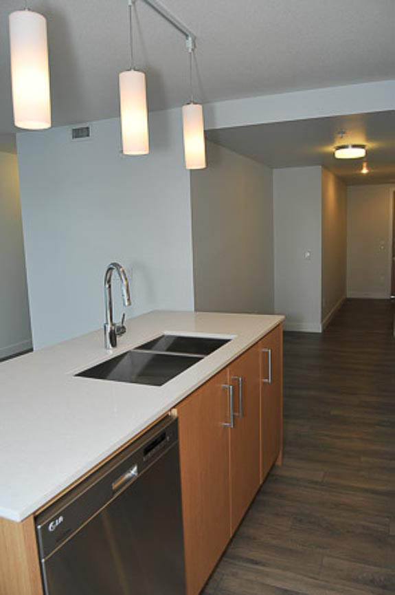 Orizon on Third apartment for rent North Vancouver Lonsdale downtown 2 bed