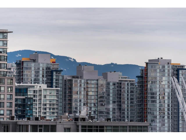 Furnished 1-bedroom condo with city view. - 1801 - 1295 Richards Street, Vancouver Downtown