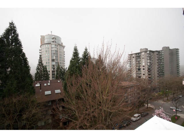 Bright penthouse with city view and modern furnishings. - 705 - 1263 Barclay, Vancouver Downtown