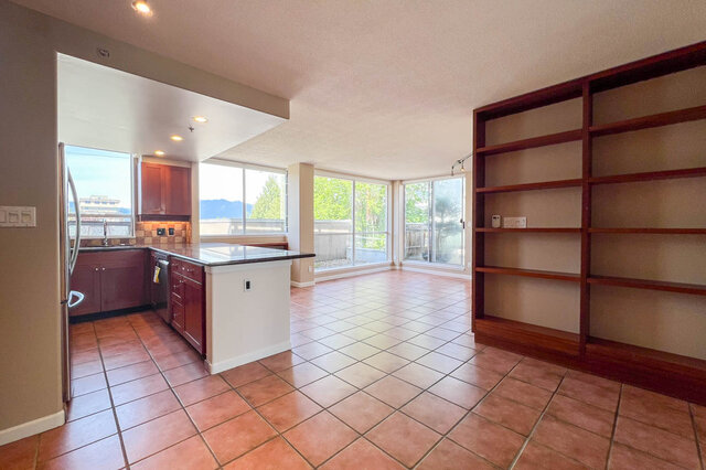 308 - 1978 Vine Street - Condo - Kitsilano - Photo 5 of 23