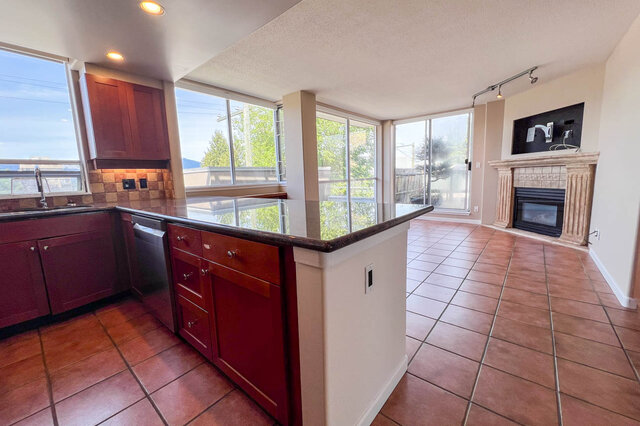 308 - 1978 Vine Street - Condo - Kitsilano - Photo 6 of 23