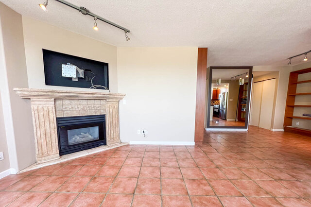 308 - 1978 Vine Street - Condo - Kitsilano - Photo 8 of 23
