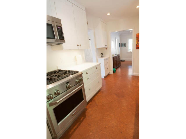 accommodations in north vancouver