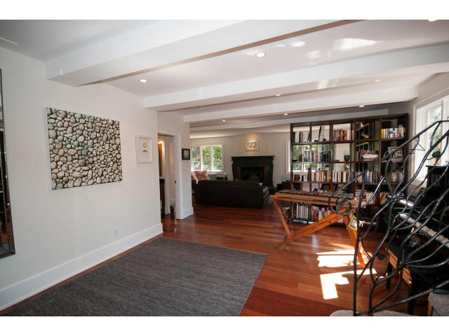 unfurnished or furnished north vancouver