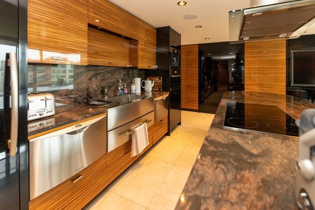 accommodations in vancouver downtown