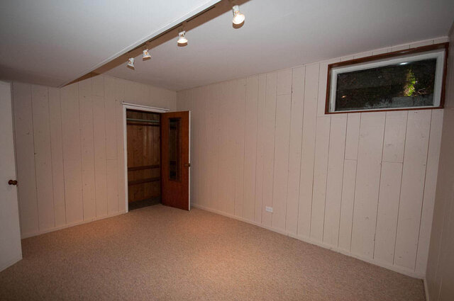 555 Stevens Drive - House - British Properties - Photo 26 of 29