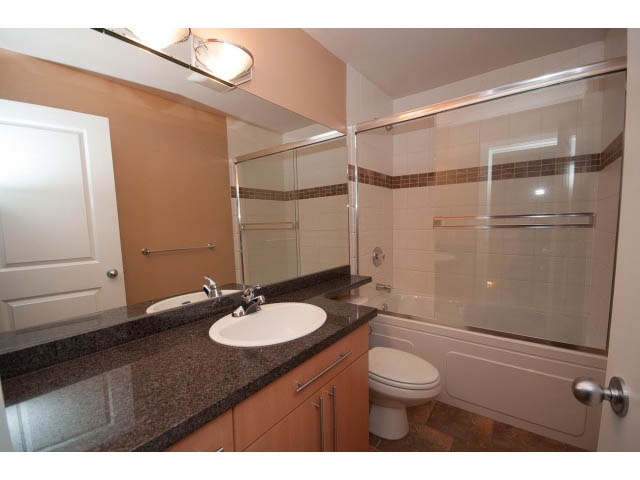 accommodations in west vancouver