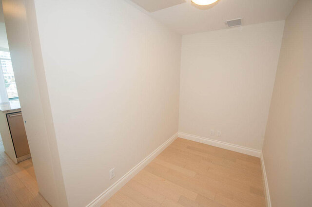 lonsdale b c real estate