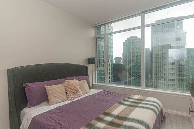 ritz rentals vancouver downtown