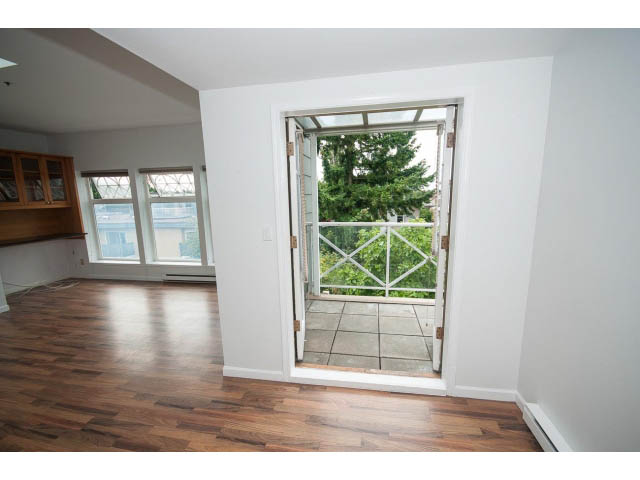 unfurnished kitsilano west side