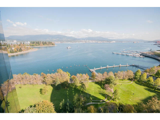 Bright living room with stunning city view and waterfront access. - 1702 - 1281 W. Cordova Street, Vancouver Downtown