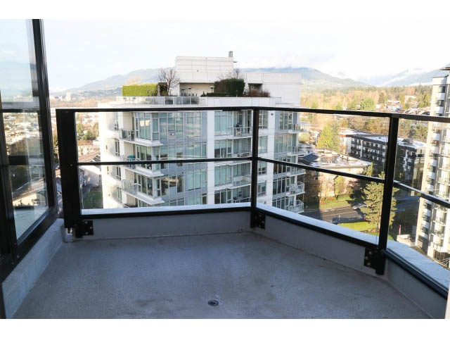 sky tower rentals north vancouver