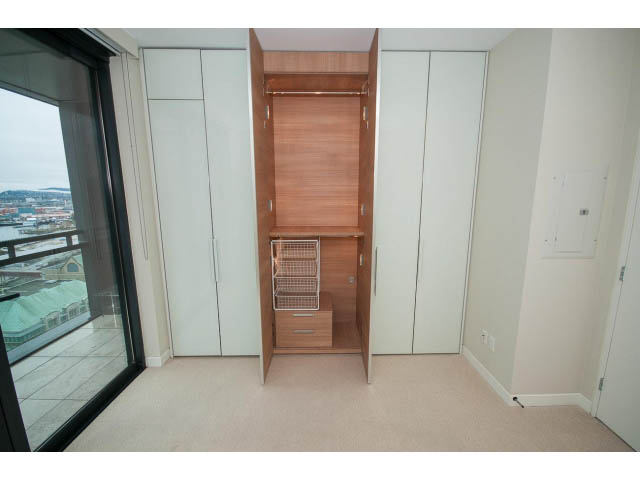 Bright bedroom with large closet and city view. - 1902 - 838 W Hastings, Vancouver Downtown