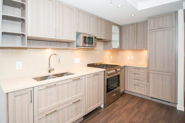 3104 - 5665 Boundary Road - Condo - Metrotown - Photo 4 of 30