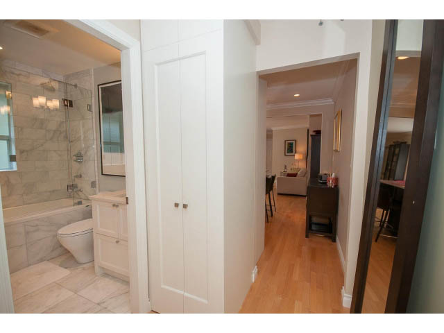 Furnished 1-bedroom + den with hardwood floors and a modern bathroom. - 3 - 2535 West 6th Ave, Vancouver West Side