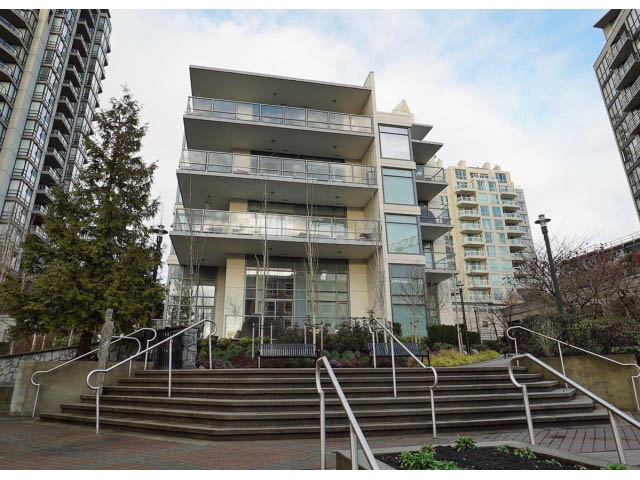 Spacious 1-bedroom + den condo with modern balcony and city views. - 203 - 135 West 2nd Street, North Vancouver