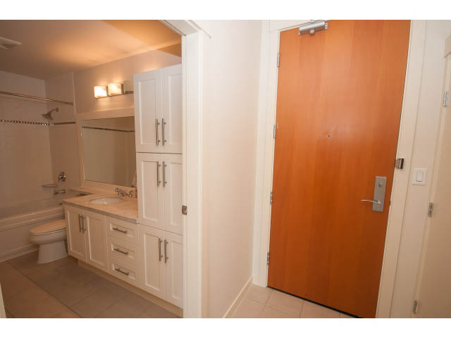 2 bedroom den