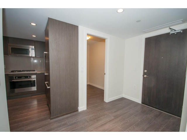 1 bedroom den