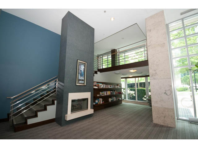 Furnished loft with modern design, open floor plan, and large windows. - 803 - 590 Nicola Street, Vancouver Downtown