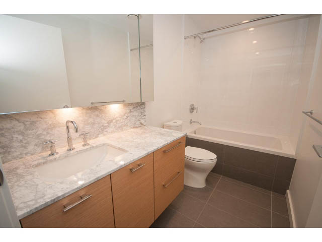 rent kitsilano