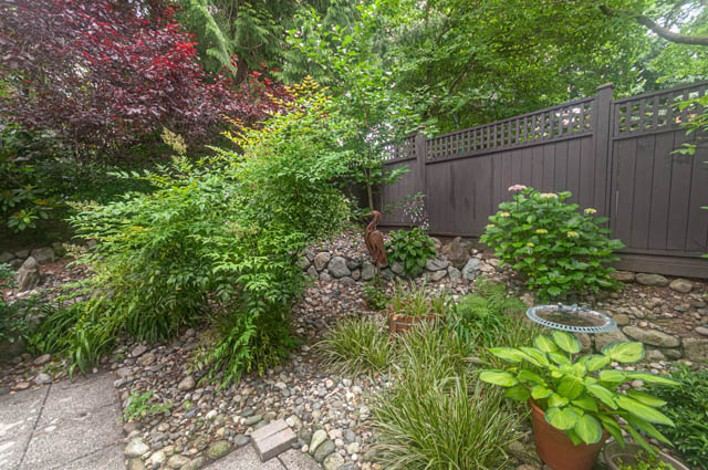 2663 fromme road north vancouver lynn valley