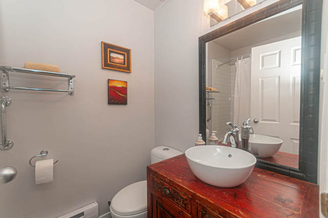 2663 fromme road north vancouver lynn valley