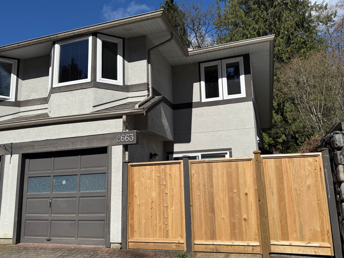 Furnished 3 Bdrm TH in North Vancouver Lynn Valley Rental