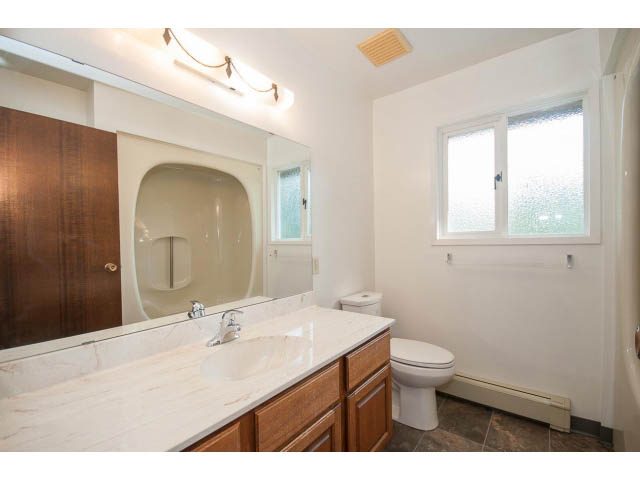 rent unfurnished north vancouver