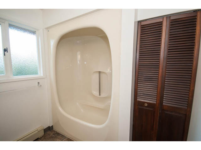 rental carisbrooke rd st kilda ave