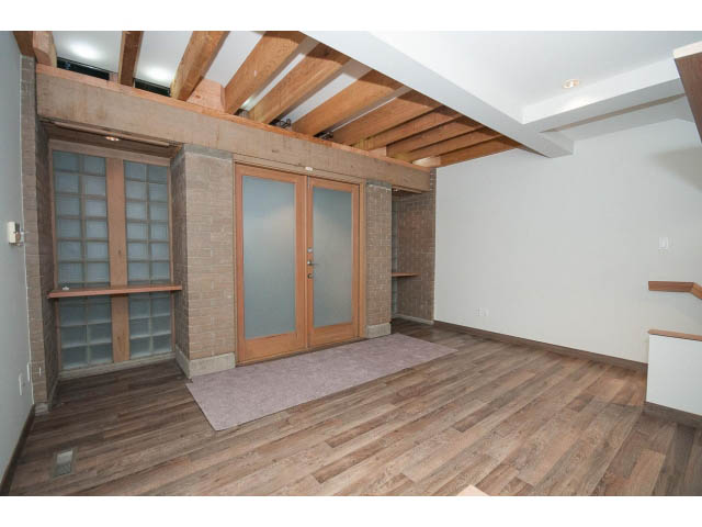 2 bedroom