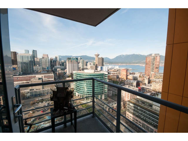 Bright balcony with stunning city view and modern furnishings. - 3105 - 602 Citadel Parade, Vancouver Downtown
