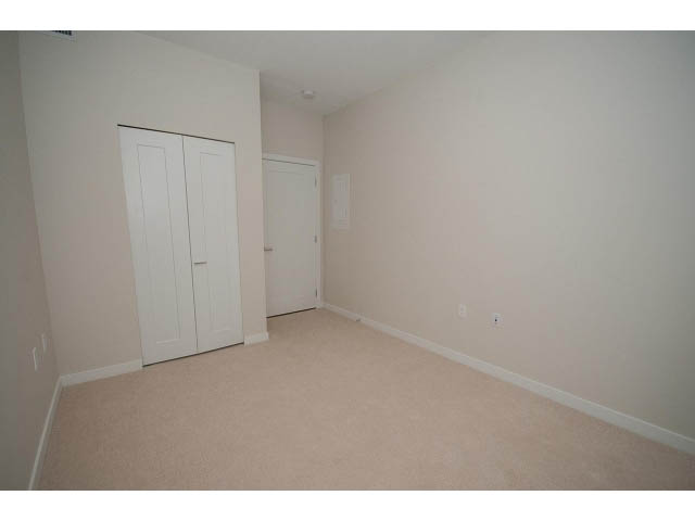 cates landing rentals dollarton